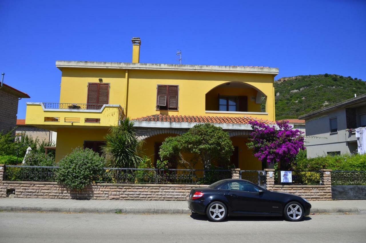 Appartamenti Villa Elisa بوسا المظهر الخارجي الصورة