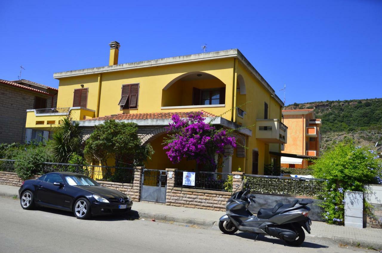 Appartamenti Villa Elisa بوسا المظهر الخارجي الصورة