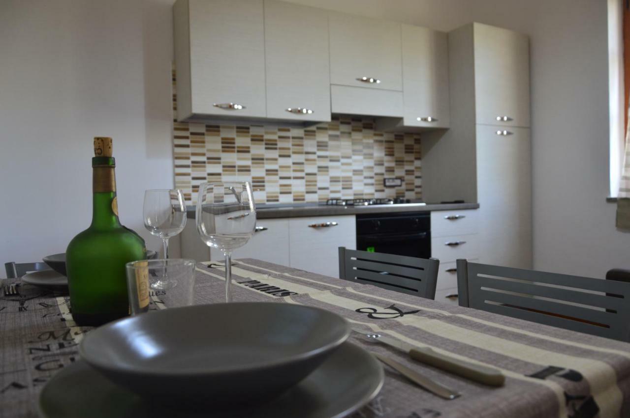 Appartamenti Villa Elisa بوسا المظهر الخارجي الصورة