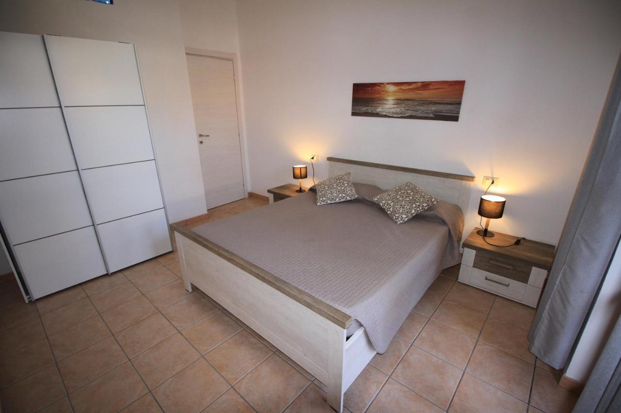 Appartamenti Villa Elisa بوسا المظهر الخارجي الصورة